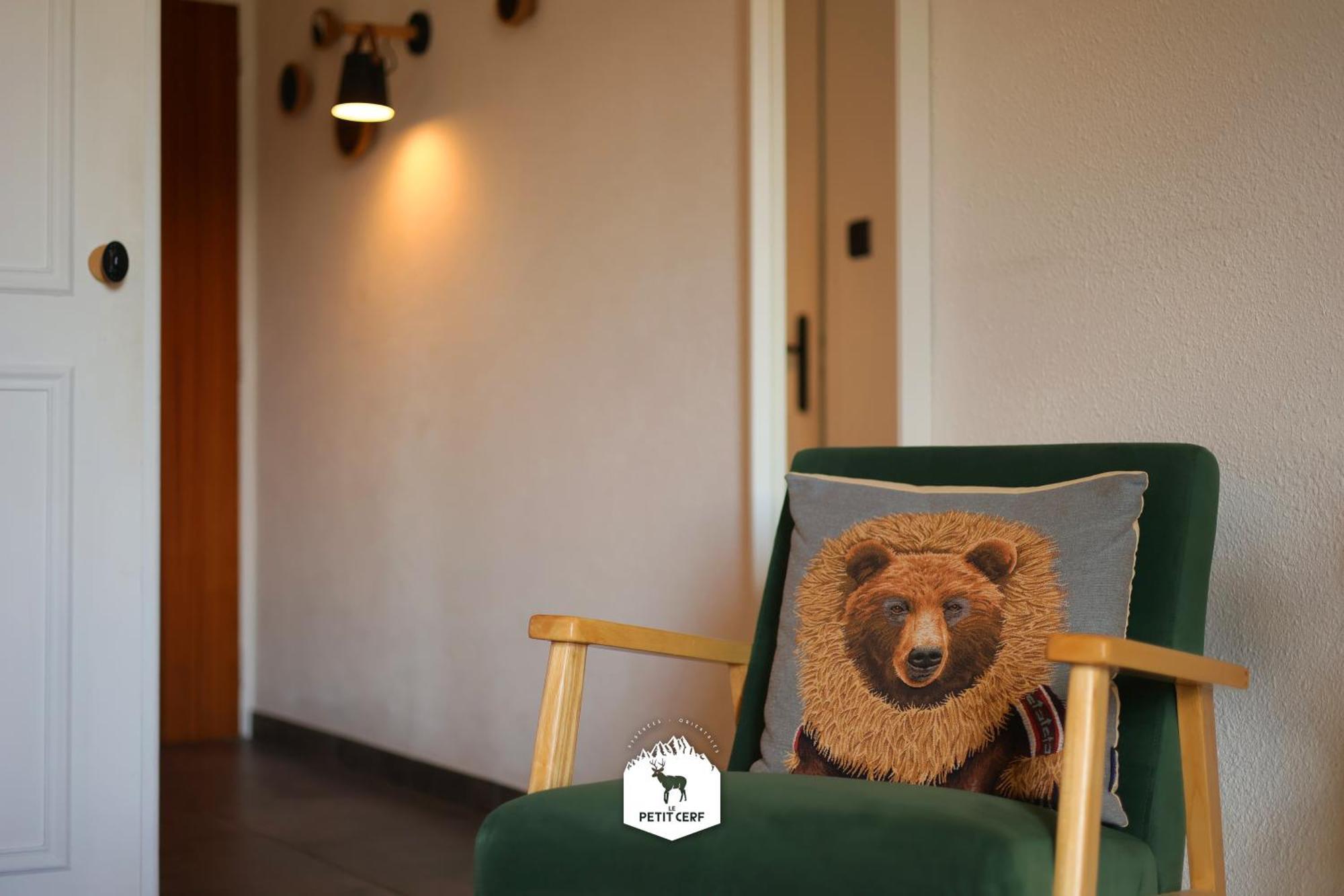 Le Petit Ours & Le Petit Cerf - Studios Vue Lac & Montagnes เลส์ อองเจลส์ ภายนอก รูปภาพ